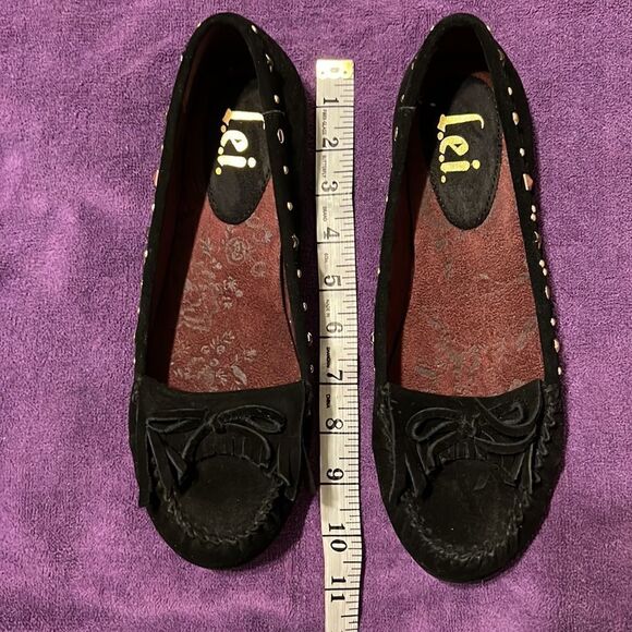 NWOT LEI size 9 black suede slip on flats with studs stars and tassel trim - Picture 12 of 12